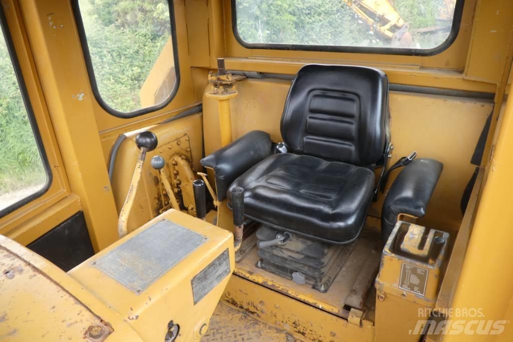 CAT D 8 H Верижни булдозери

