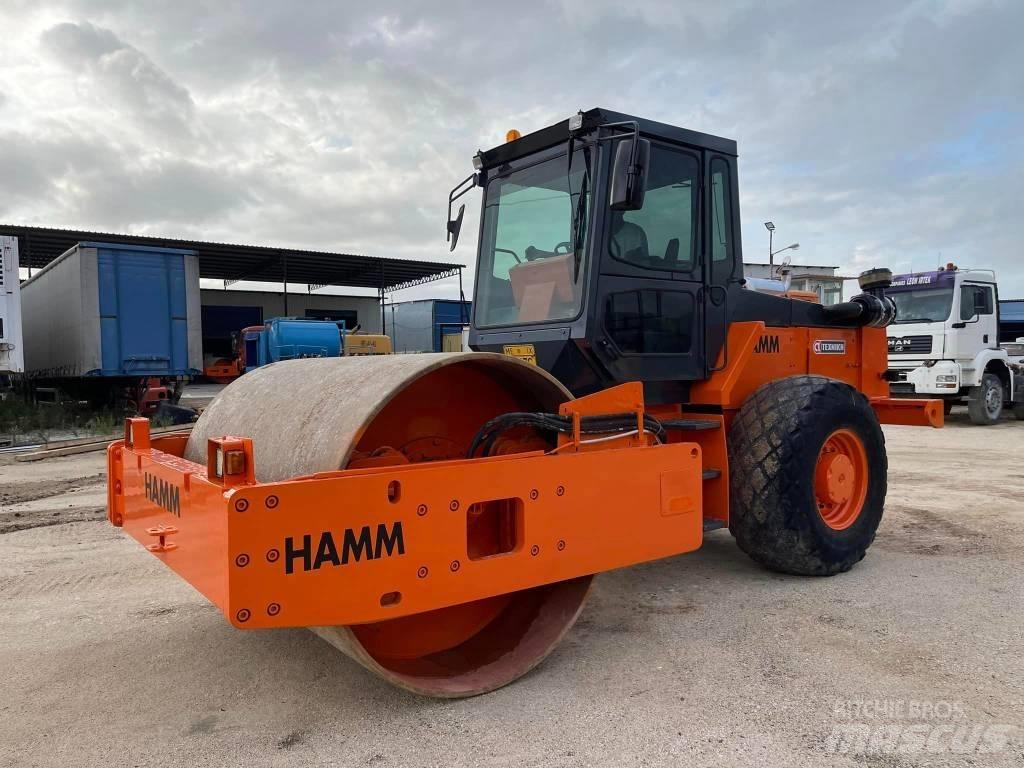 Hamm 2520 D Еднобарабанни ролки
