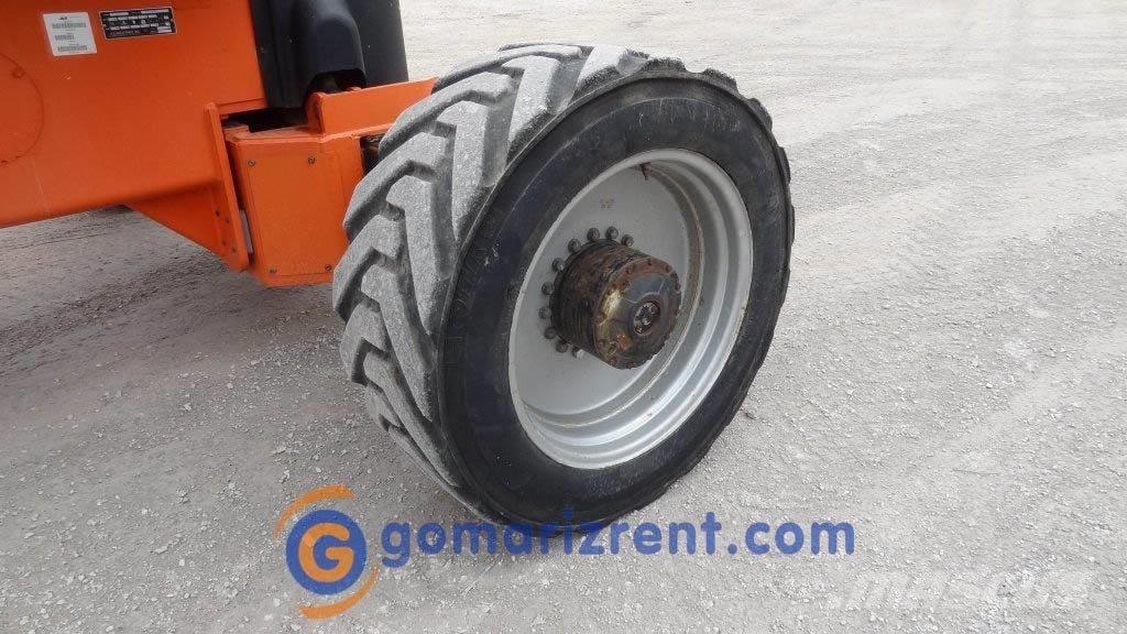 JLG 1250AJP Съчленени стрелови подемници