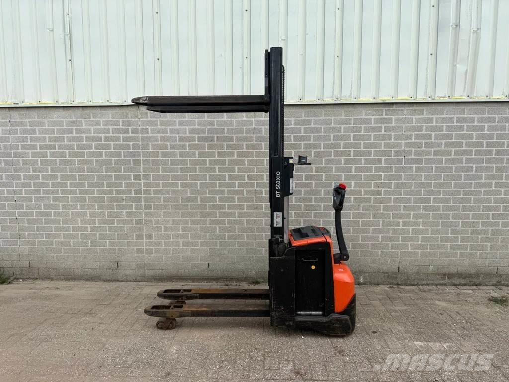 BT SWE200D Колички високоповдигачи с теглич