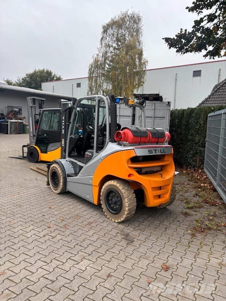 Still RX 70-45 T Камиони с АГУ