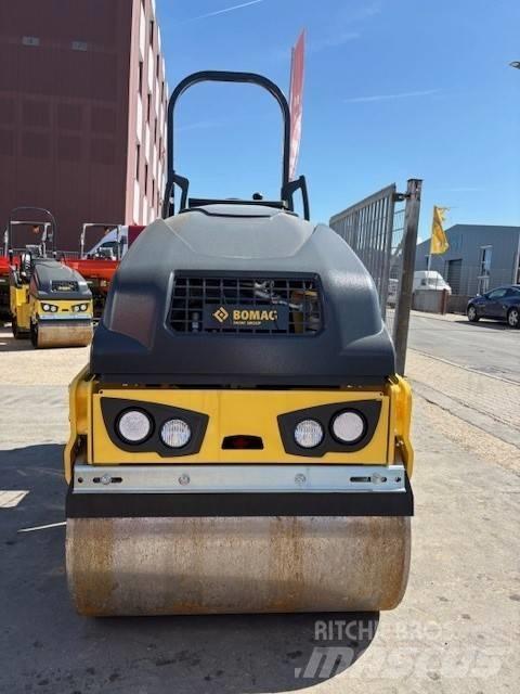Bomag BW 90 AD-5 Двойни барабанни ролки
