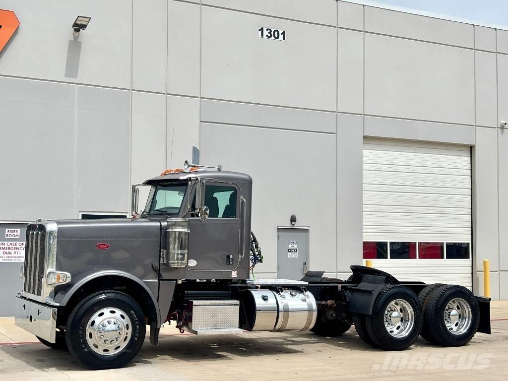 Peterbilt 389 Влекачи