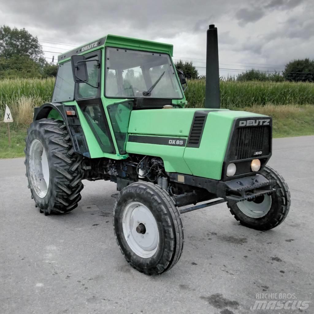 Deutz-Fahr DX85N Трактори