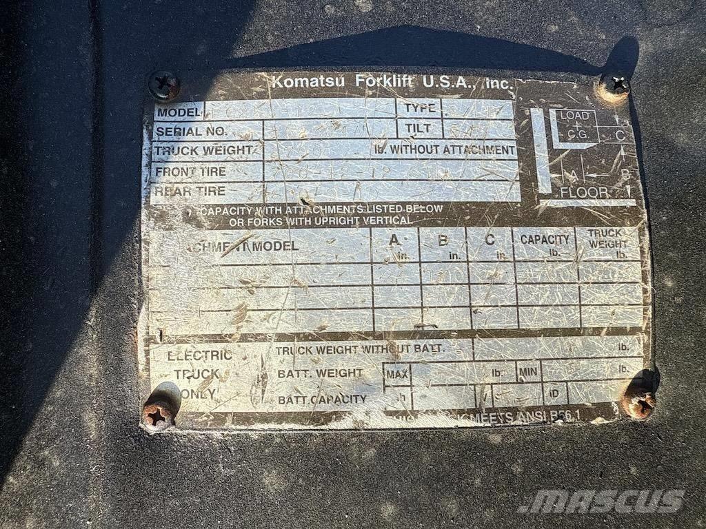 Komatsu FG 25 C-12 Вилични кари-повдигачи - други