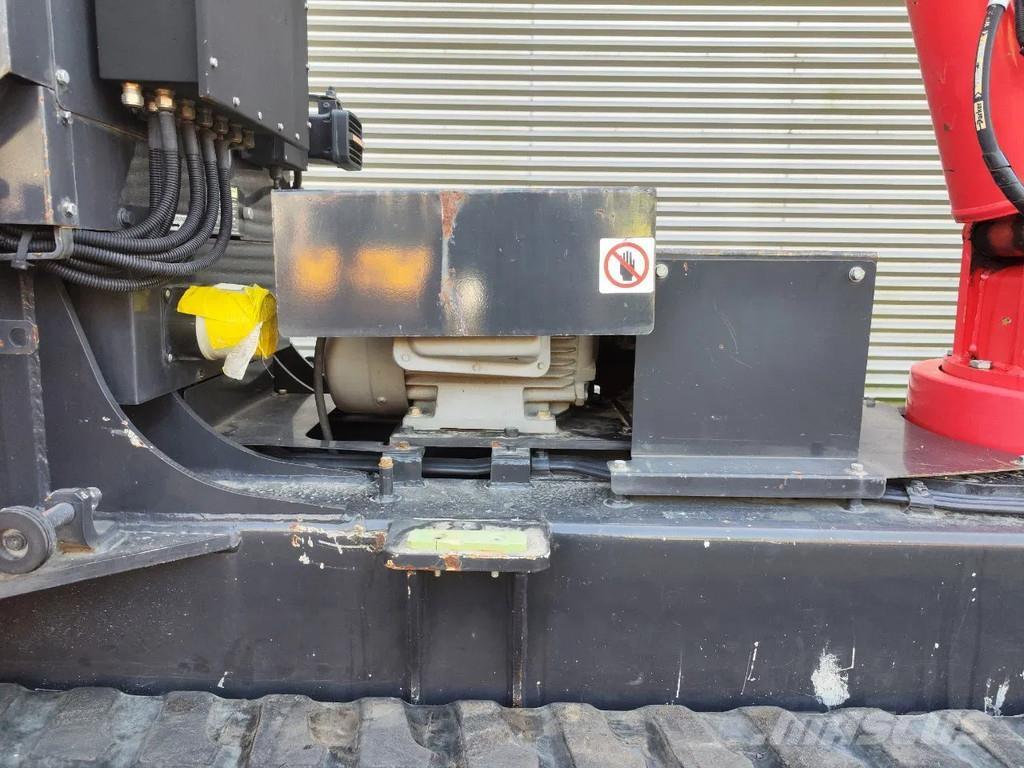 Unic URW 506 CDE Мини кранове