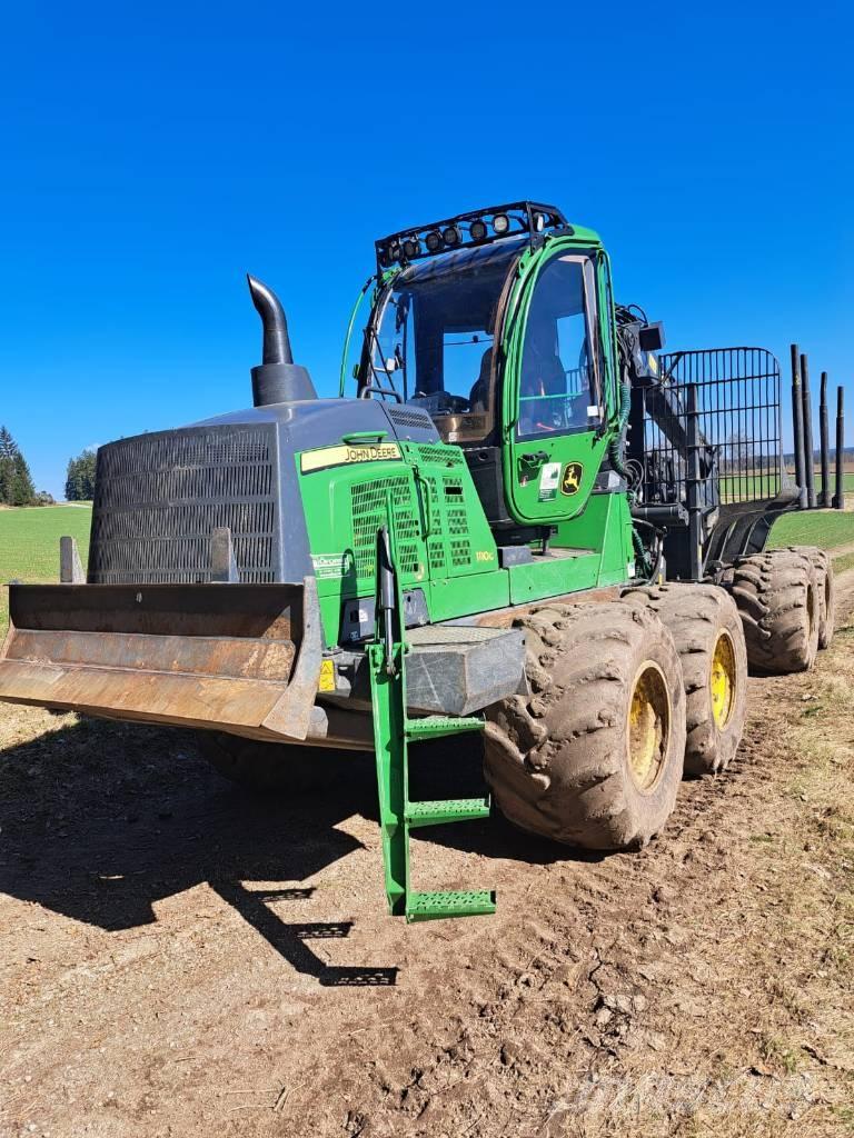 John Deere 1110 G Форуардери