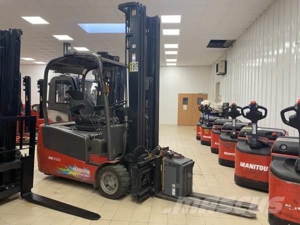 Manitou ME320 Камиони за херавни местности