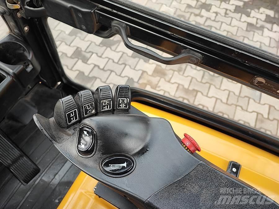 Yale ERP35VL Електрически вилични кари-повдигачи