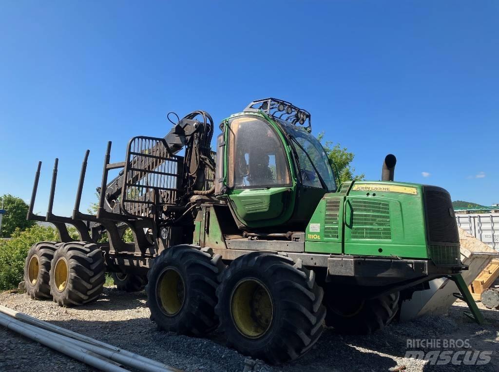 John Deere 1110 E Форуардери