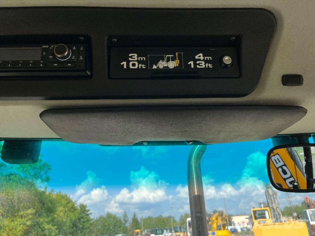 JCB 3 CX Товарач със заден ексватор