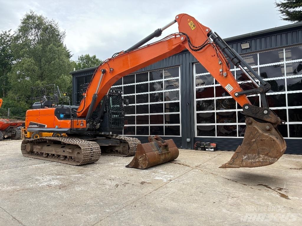 Doosan DX 225 LC-5 Верижен екскаватор