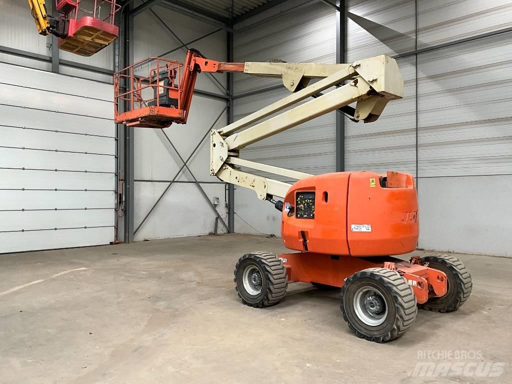 JLG 450 AJ Съчленени стрелови подемници