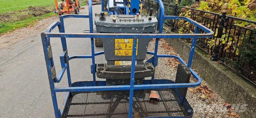 JLG E450aj Съчленени стрелови подемници