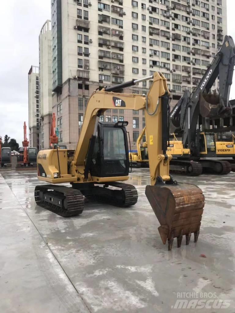 CAT 307 D Средни екскаватори 7т - 12т