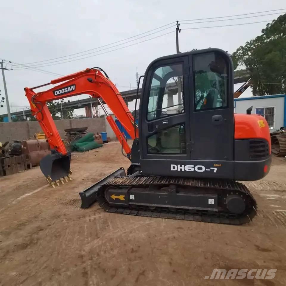 Doosan DH60-7 Мини екскаватори < 7 т