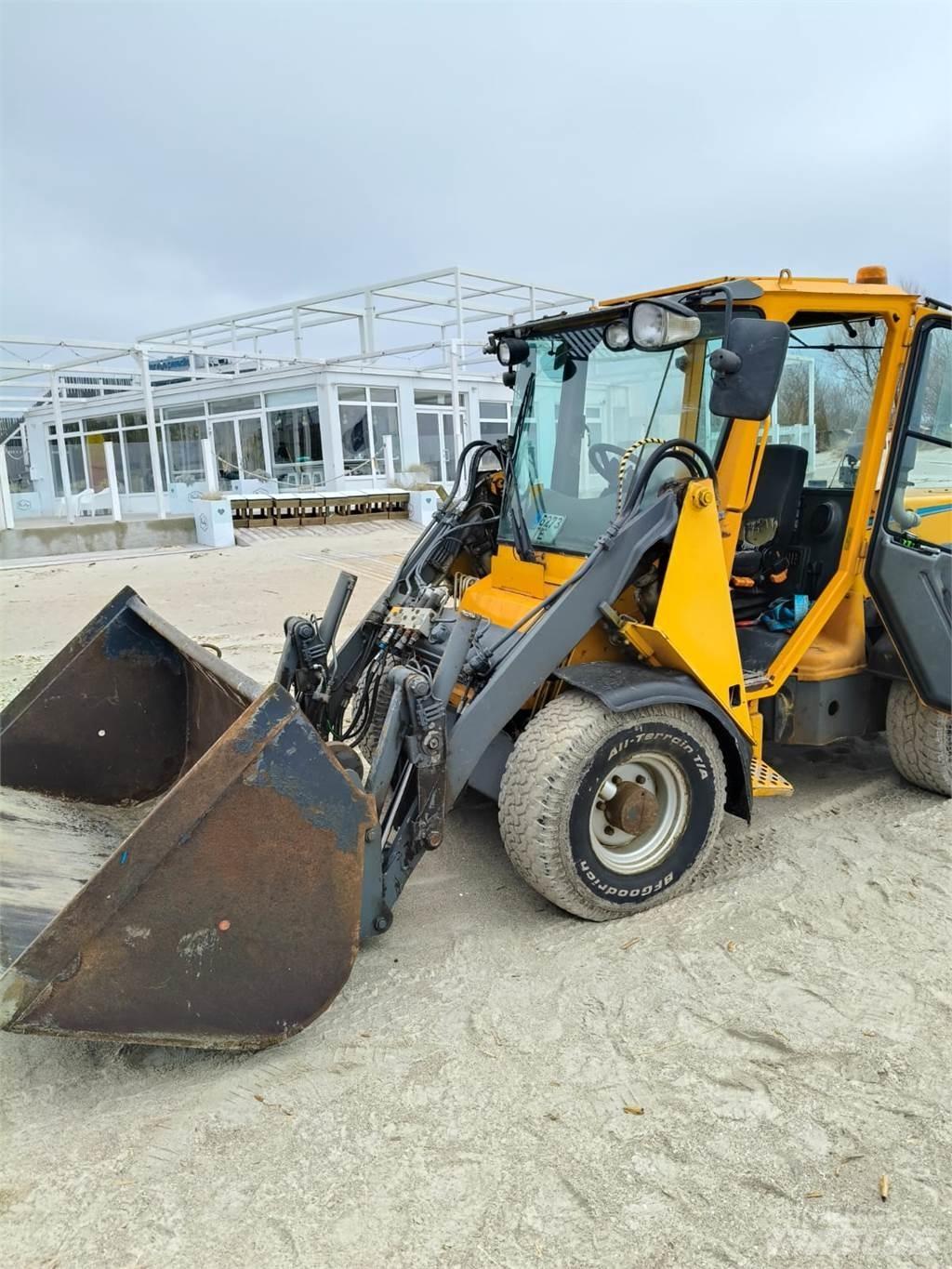 Wille 445B Комунални съоражения