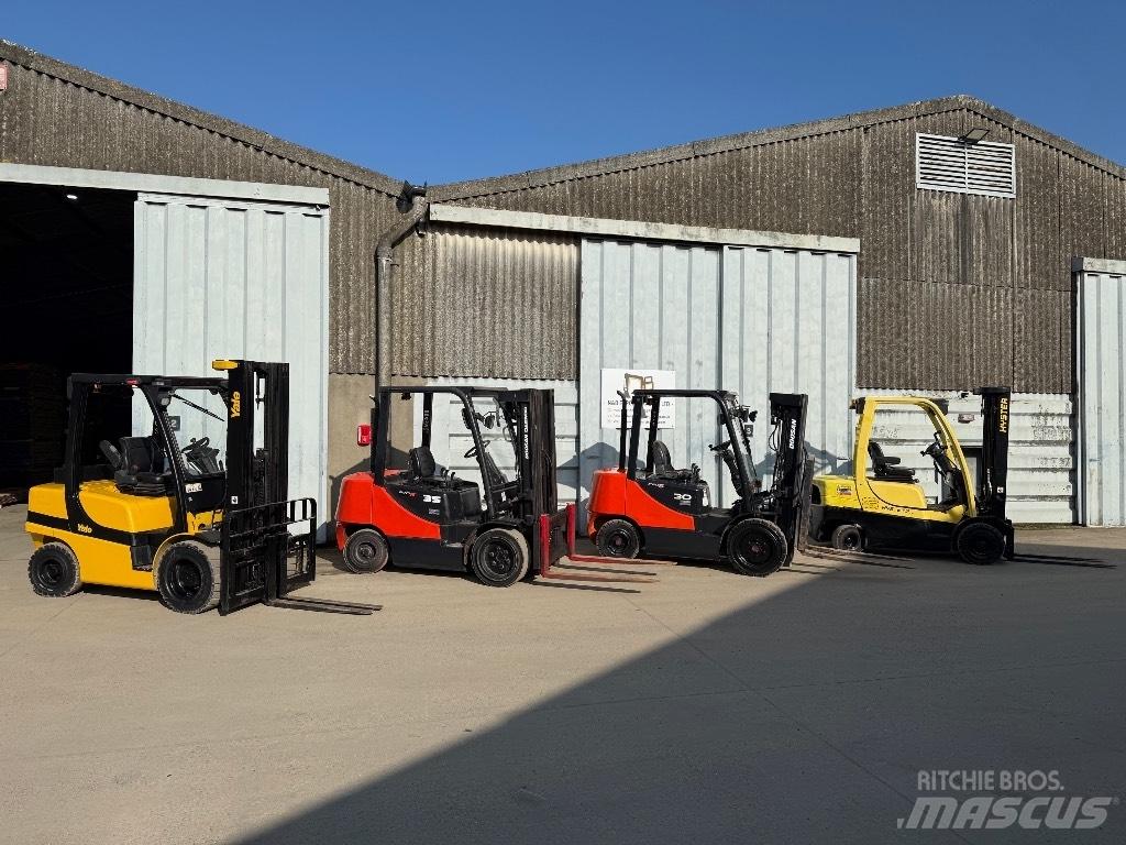 Doosan D 30 Дизелови камиони