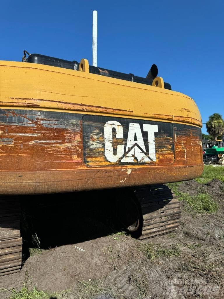 CAT 330 L Верижен екскаватор