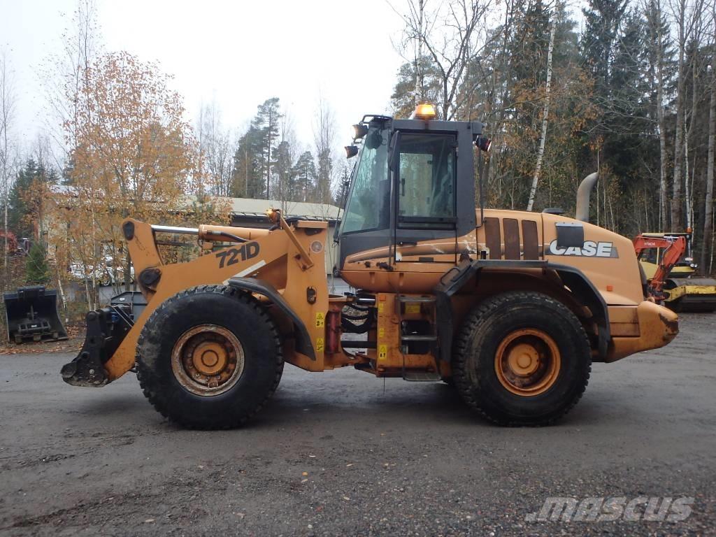 CASE 721 D 4x4 Колесни товарачи