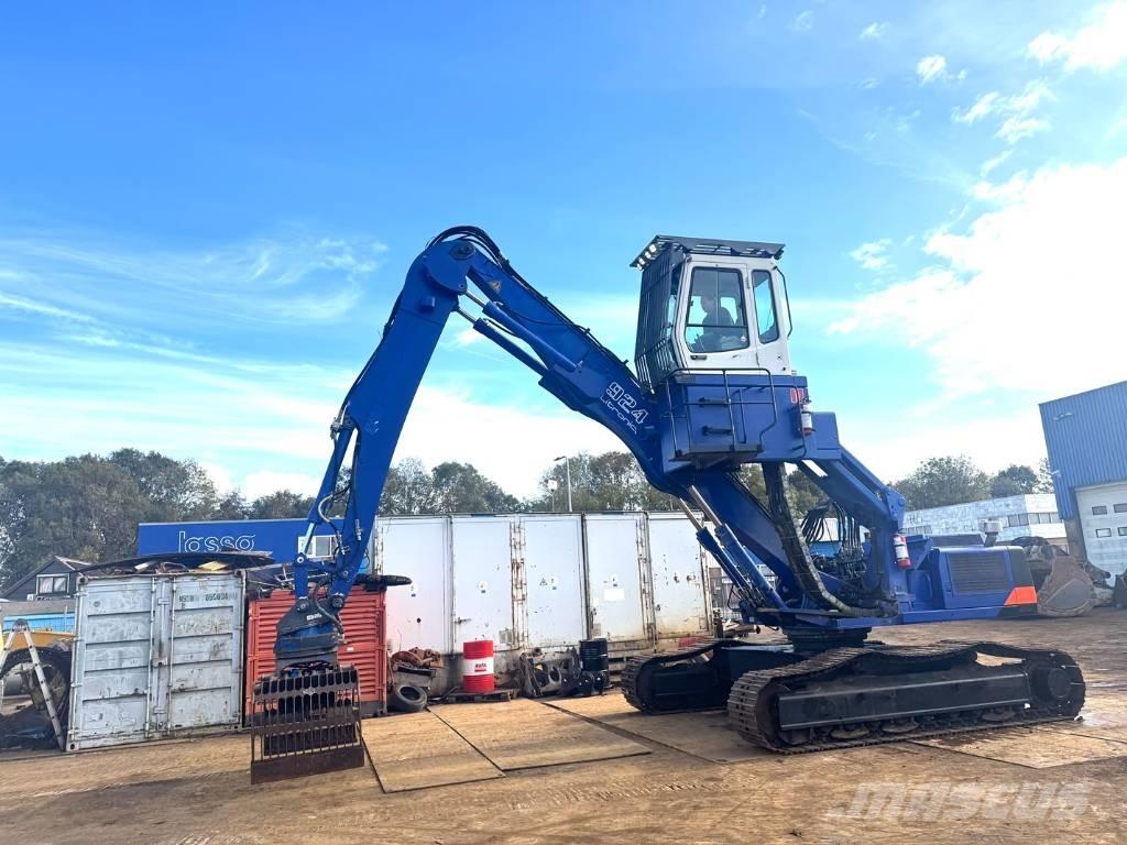 Liebherr R 924 B EW Оператори на отпадъци/индустрия
