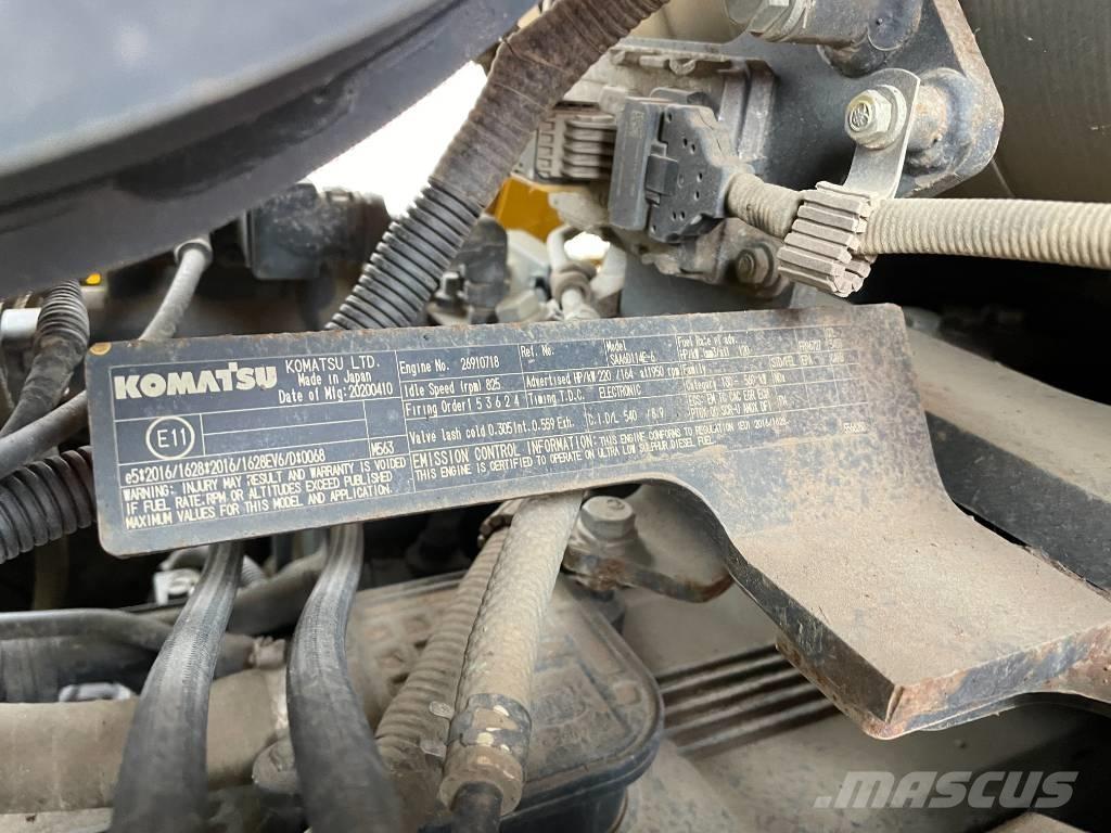 Komatsu D 65 PX-18E0 Верижни булдозери
