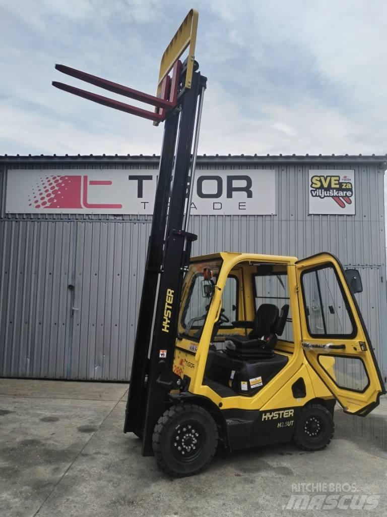 Hyster H2.5UT Дизелови камиони