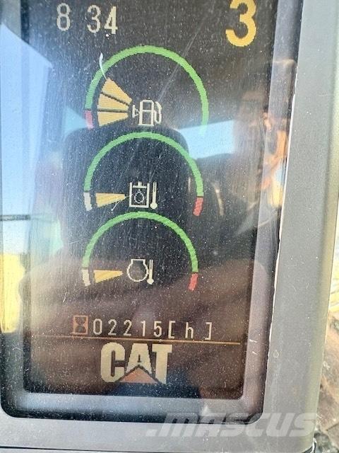 CAT 320 D Верижен екскаватор