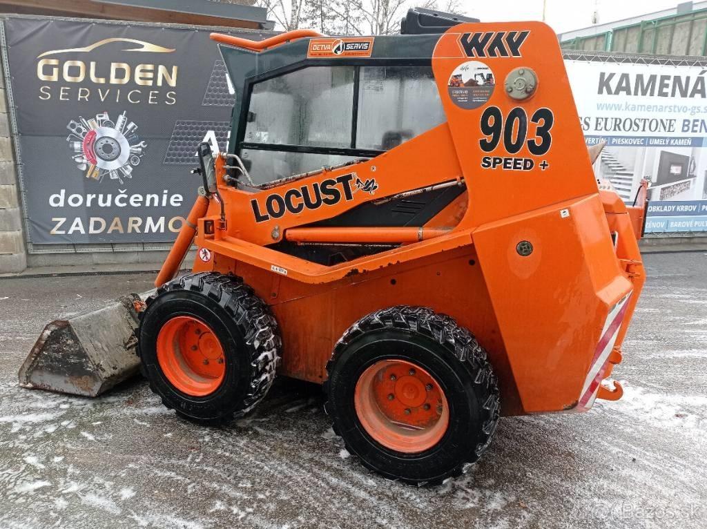 Locust WAY 752 Колесни товарачи