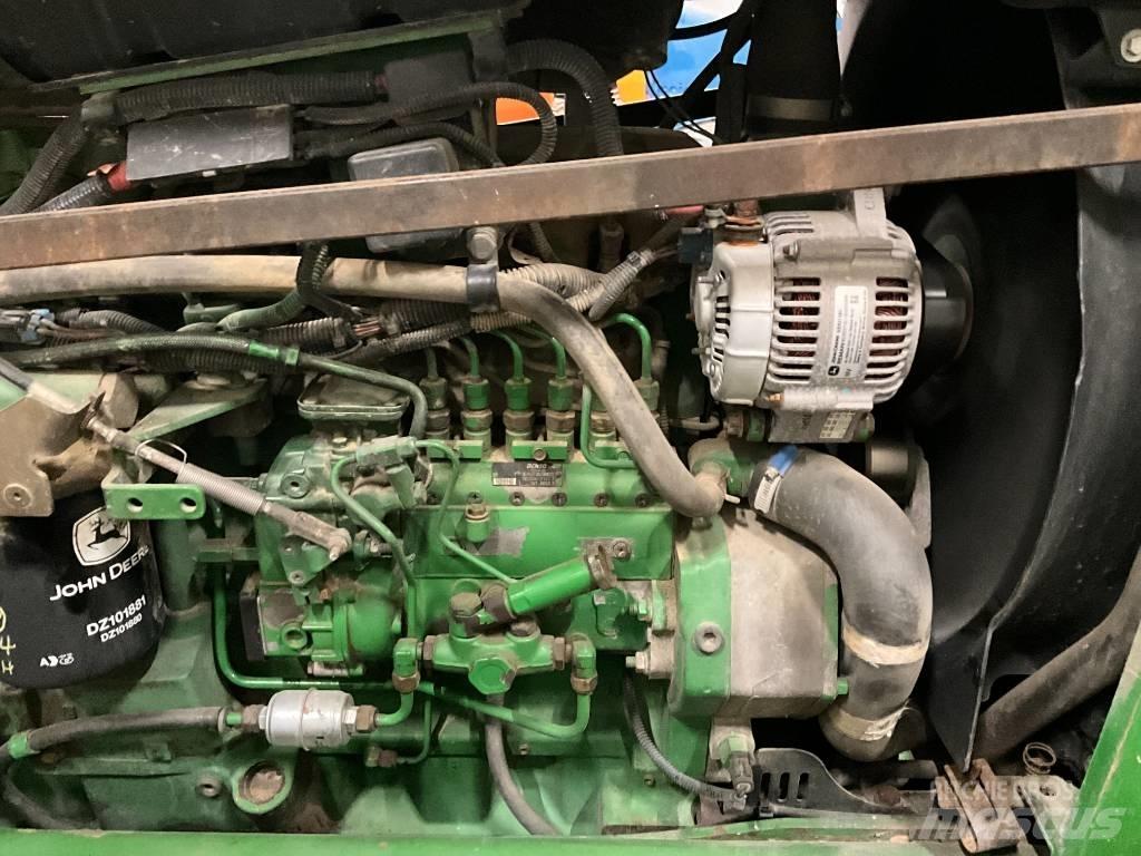 John Deere 7710 Трактори