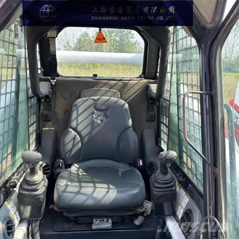 Bobcat S 330 Мини товарачи
