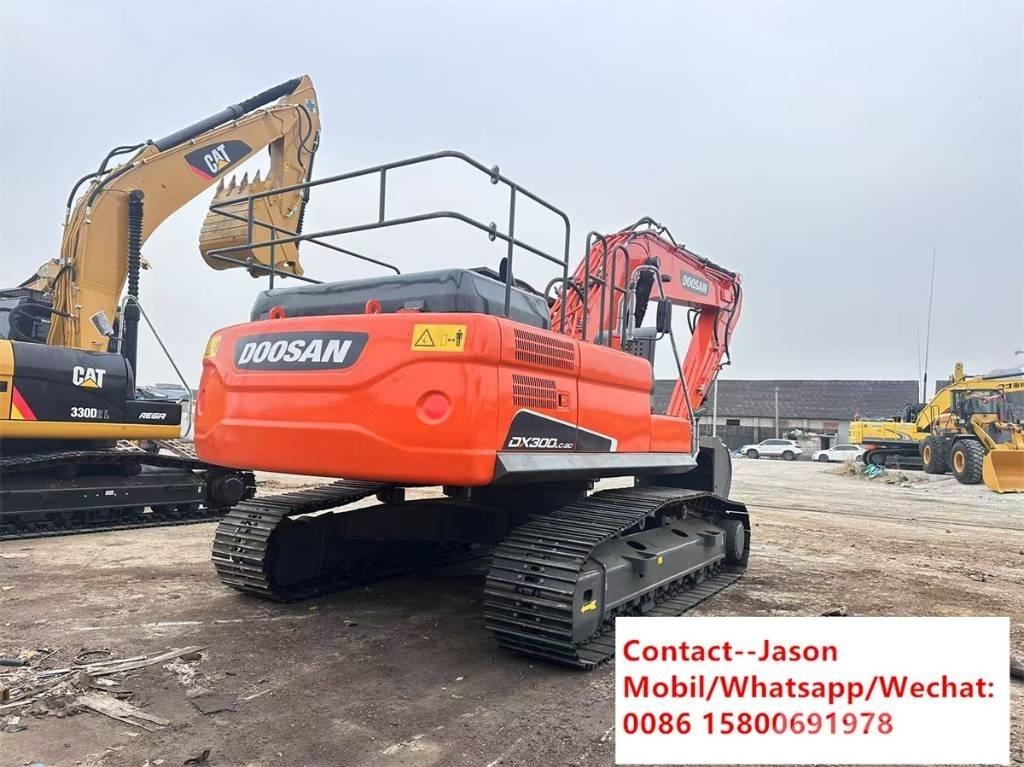 Doosan DX 300 LCA Верижен екскаватор