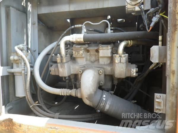 Hitachi EX200-5E Верижен екскаватор
