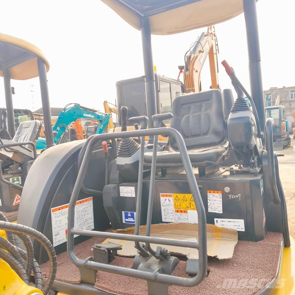 Komatsu PC30MR Мини екскаватори < 7 т