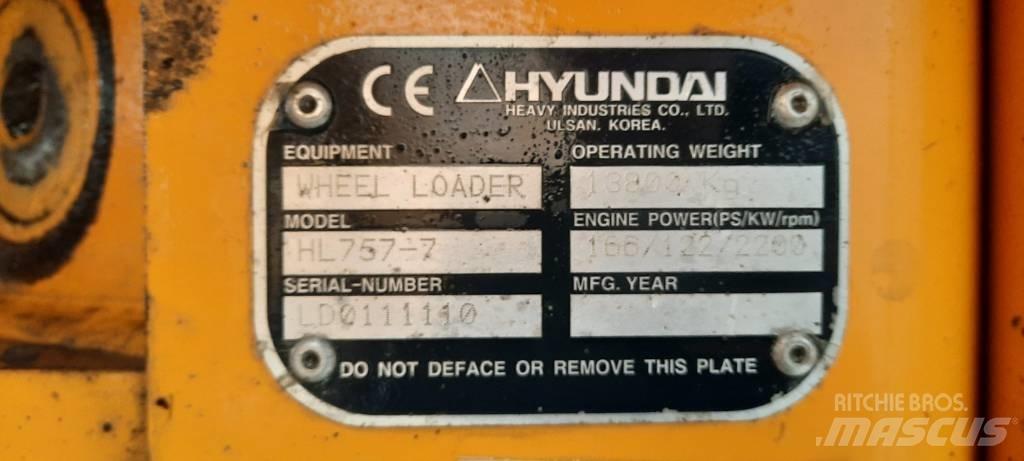 Hyundai HL 757-7 Колесни товарачи