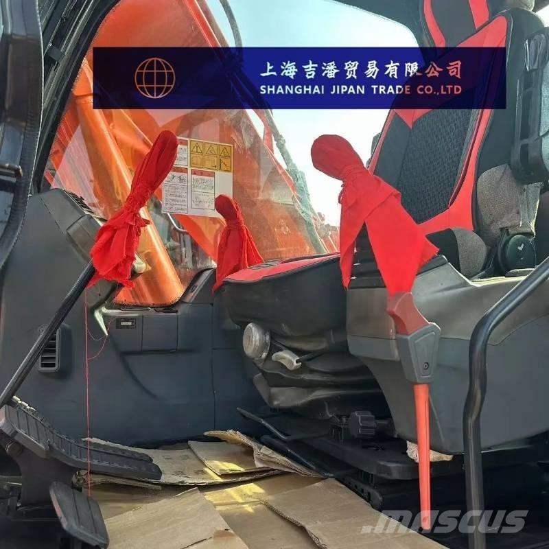 Doosan DX 150 Средни екскаватори 7т - 12т