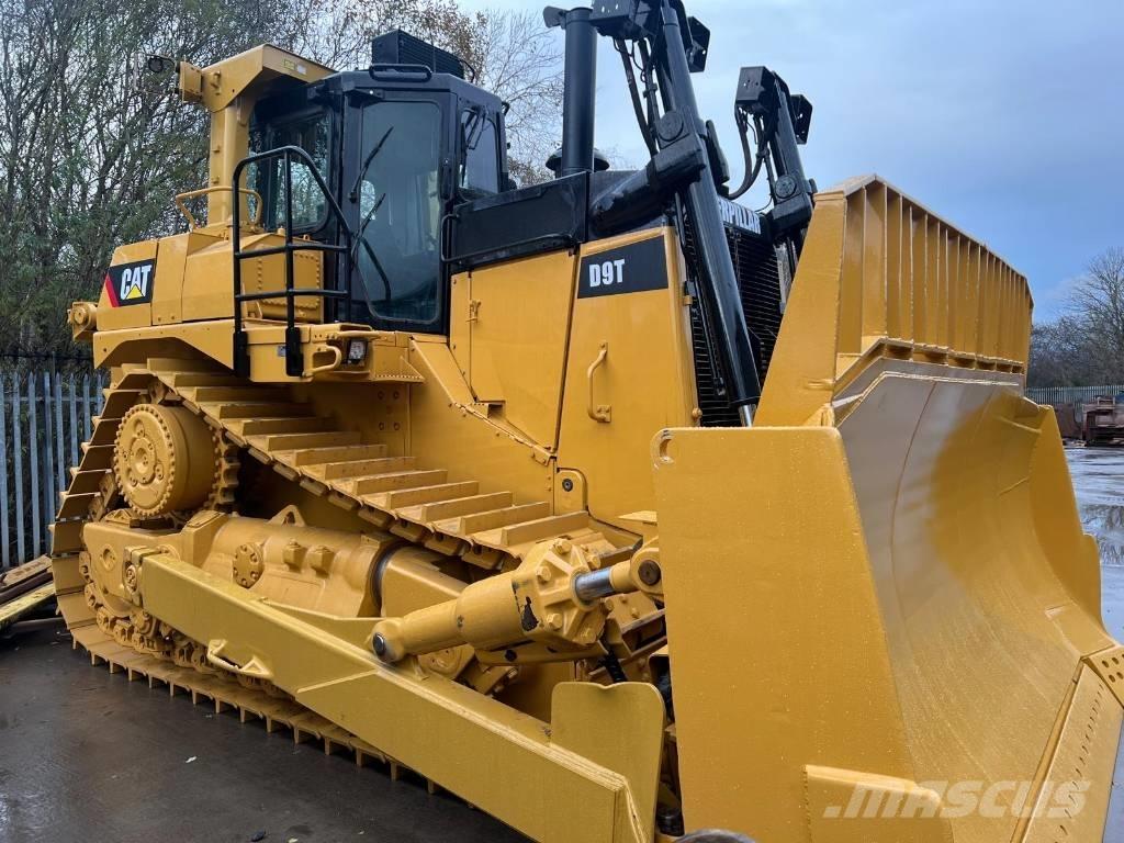 CAT D 9 T Верижни булдозери
