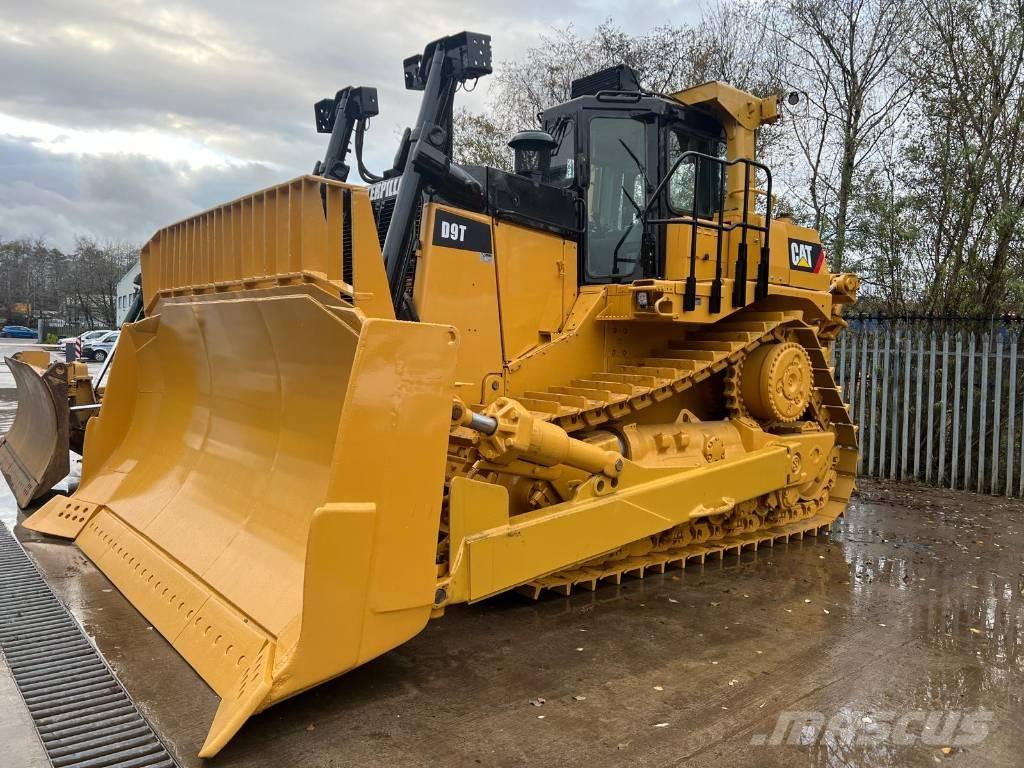 CAT D 9 T Верижни булдозери
