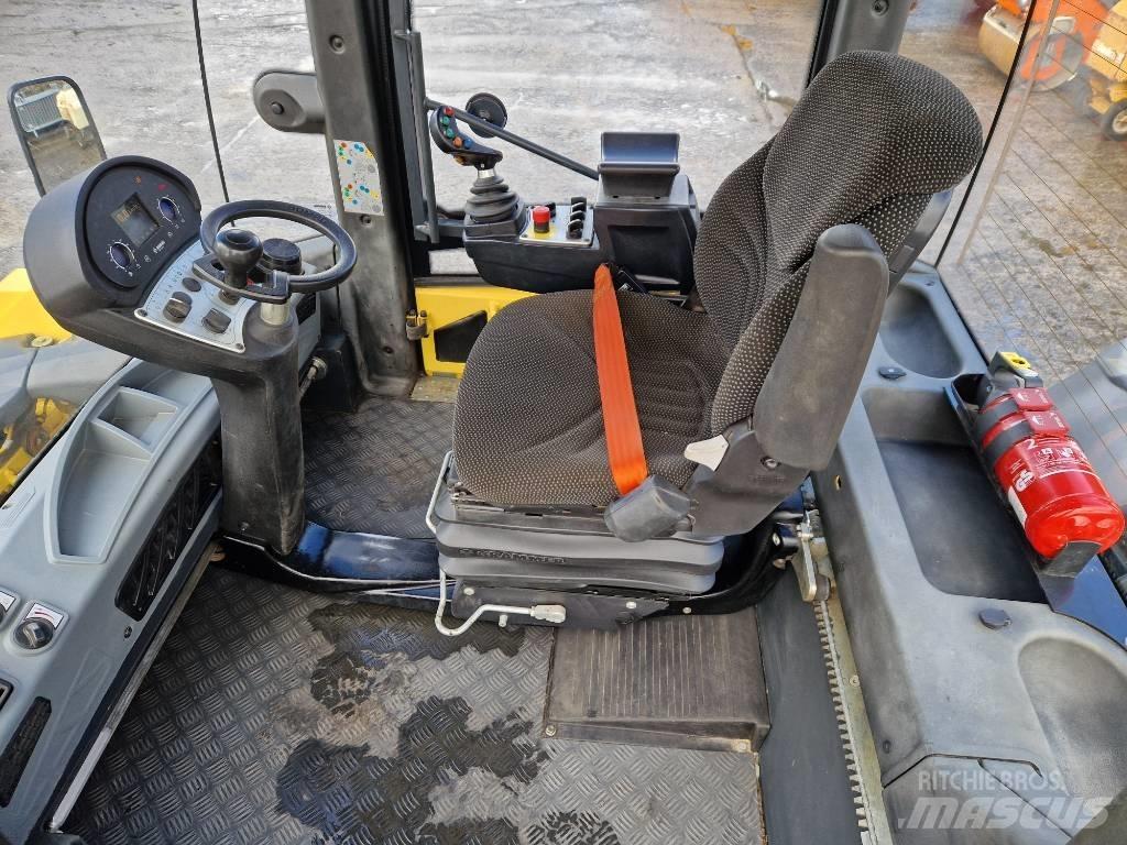 Bomag BW 151 AD-5 Двойни барабанни ролки
