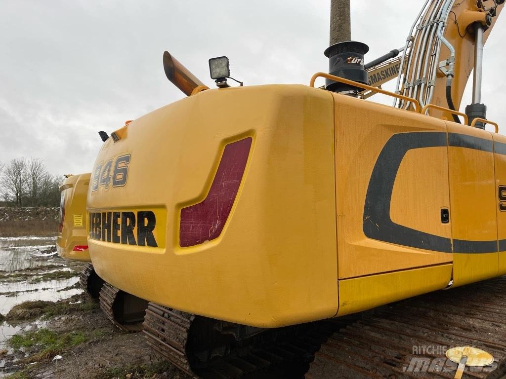 Liebherr R 946 Екскаватори с дълго рамо