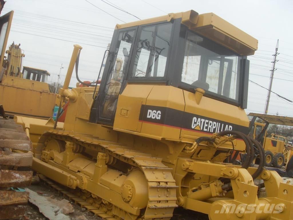 CAT D 6 G Верижни булдозери
