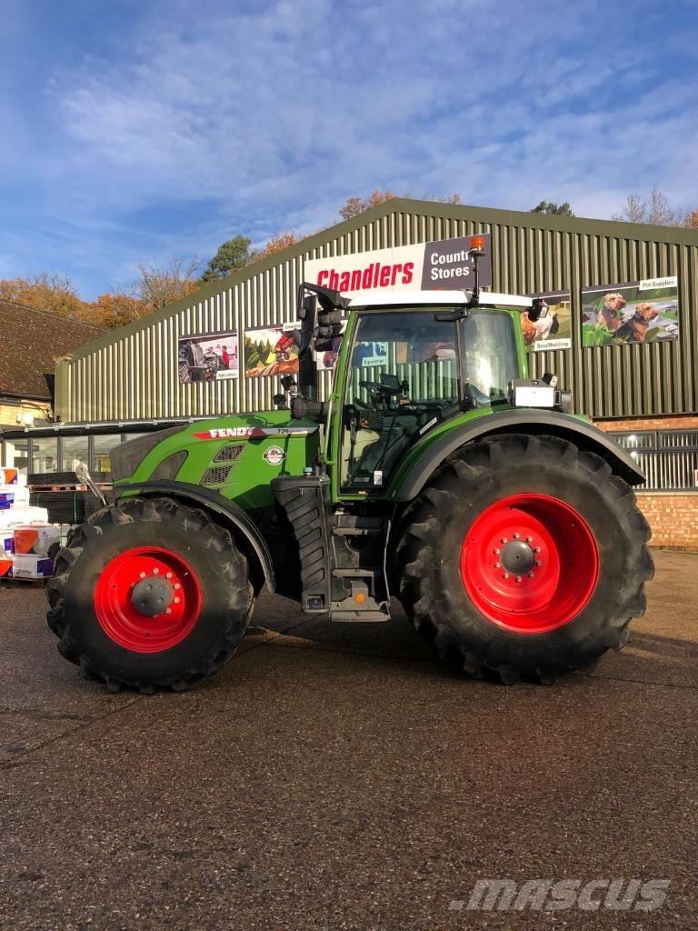 Fendt 720 Vario Трактори