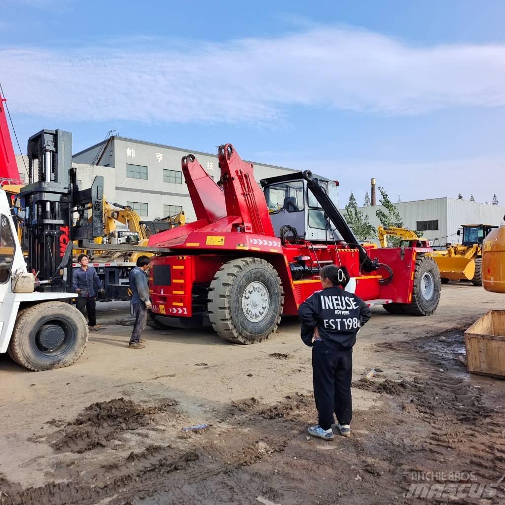 Kalmar DRF 450 Кари повдигачи на контейнери