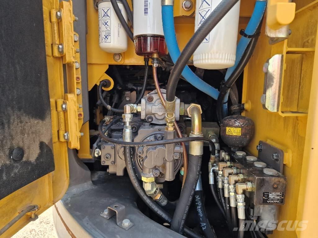 Volvo ECR 145 D Верижен екскаватор
