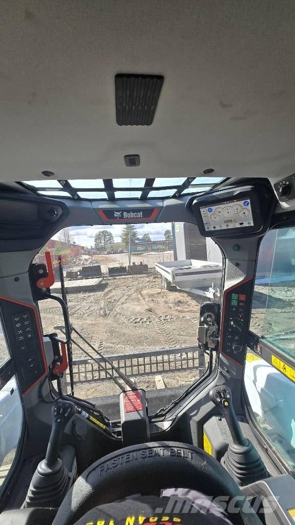 Bobcat S 76 Мини товарачи
