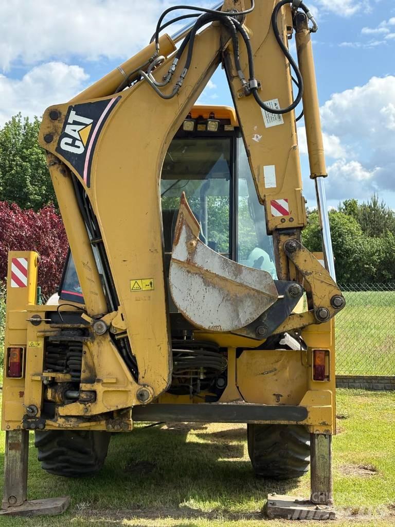 CAT 428 D 4x4 Товарач със заден ексватор
