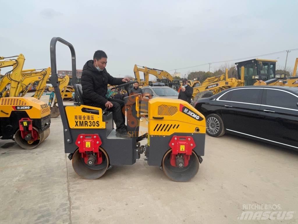 XCMG XMR 30S Двойни барабанни ролки
