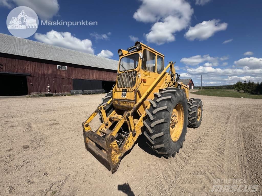 Volvo BM 840 Колесни товарачи