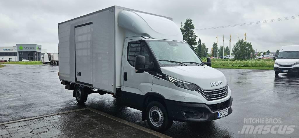 Iveco Daily 35S18A8 Фургони
