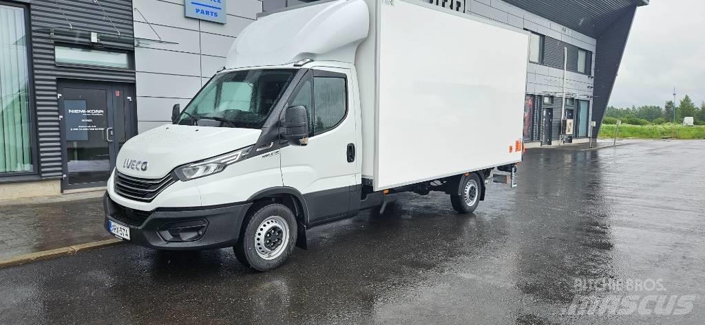 Iveco Daily 35S18A8 Фургони
